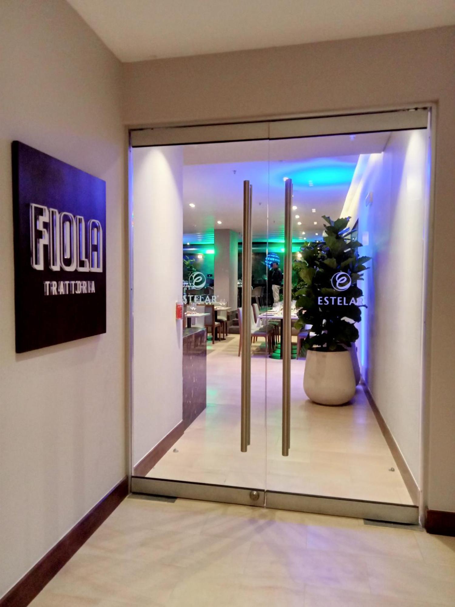 Hotel Estelar Calle 100 ボゴタ エクステリア 写真